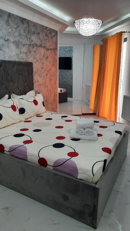 Ferienwohnung Ayan-Ayaz Luxury Năvodari Exterior foto